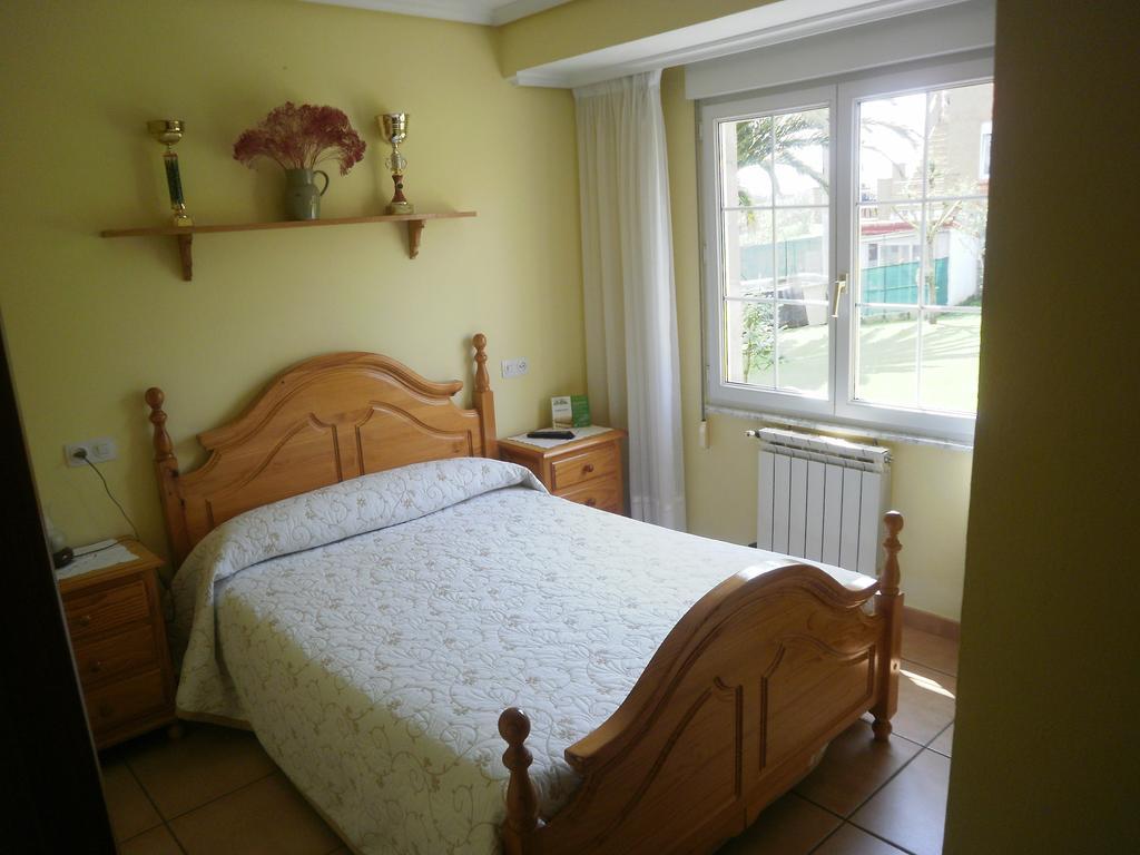 Pension Galimar San Vicente De La Barquera Room photo